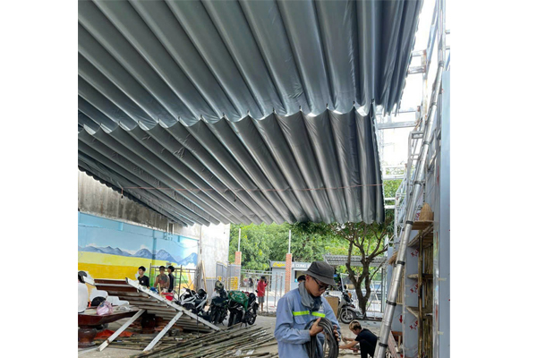 l&agrave;m m&aacute;i xếp di động quảng b&igrave;nh